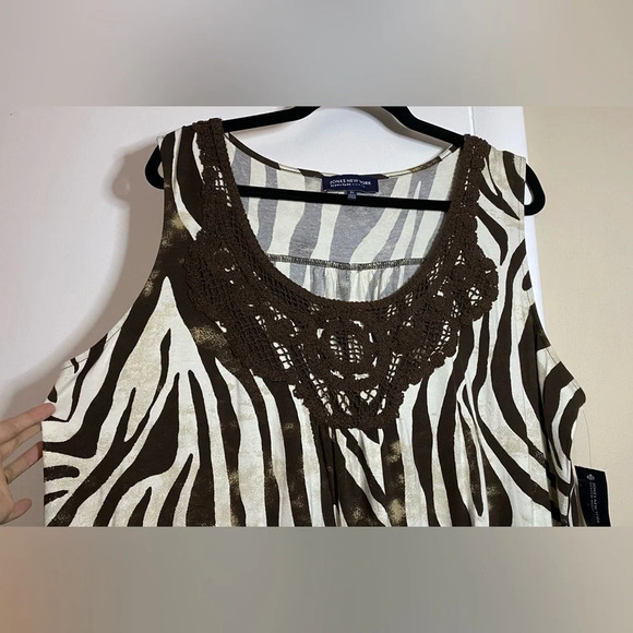 NWT Jones New York Brown Ivory Animal Print Sleeveless Shift Dress 3X - Picture 4 of 6